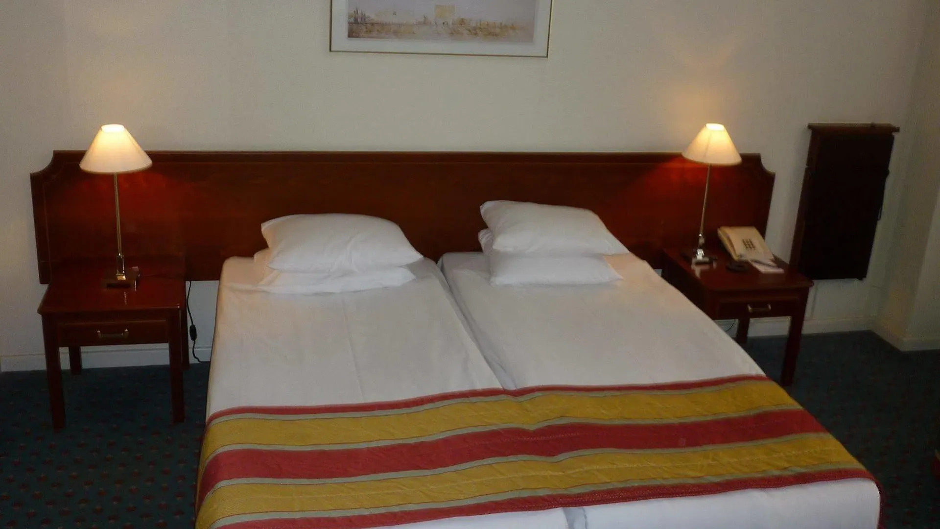 Best Western Plus Park Hotel Brussels Etterbeek 4*,
